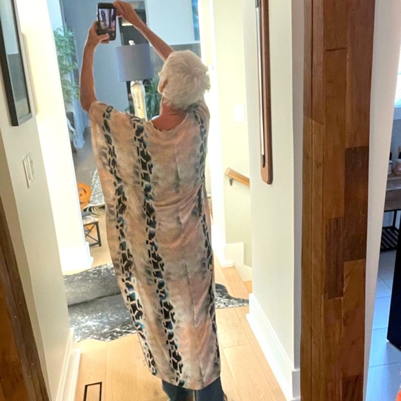 NWOT Buddy Love high low caftan runs easy, worn once - Picture 4 of 6